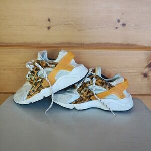 Nike Air Huarache Run Women's 8 Tortoise Shell Curry Phantom White DQ9317-001